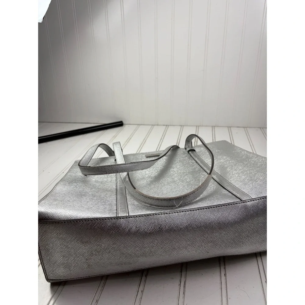 Kate Spade Vintage Silver Metallic Saffiano Leather Kenzie Shoulder Bag Purse